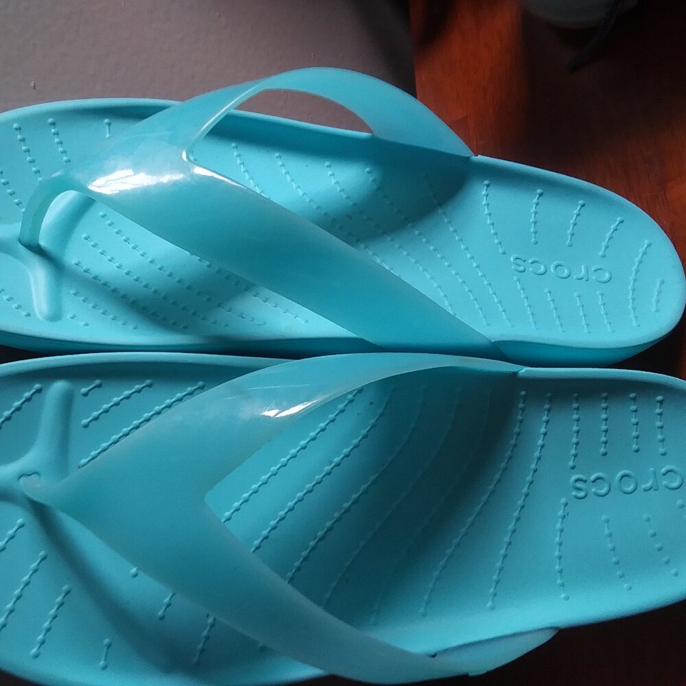 Women's CROCS Slides Sandal Flops sz 11 Splash Glossy Turquiose